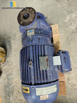 Bomba centr�fuga fabricada en acero al carbono con un motor de 15 CV.