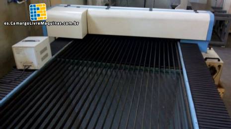 Laser cutting and engraving machine Vesta