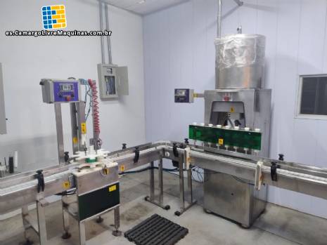 L�nea de llenado y enjuague de l�quidos por tornillo Aplimaq, de 800 a 1000 litros por hora