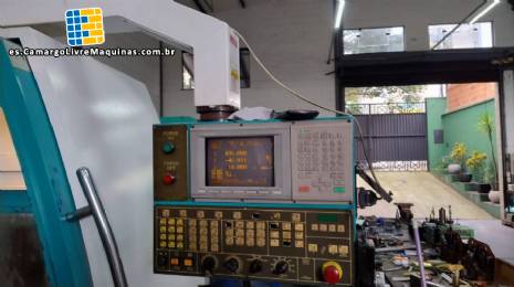 Centro de mecanizado CNC Charles