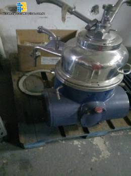 Centrfuga separadora de acero inoxidable Westfalia TA 7 de 6.000 litros por hora