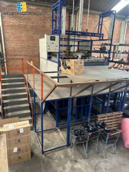 M�quina de termoformado al vac�o, �rea de mesa 2,20 x 1,22 m, Centro de vac�o