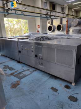 Unidad de flujo laminar de acero inoxidable para l�neas de producci�n de inyectables en viales