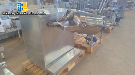 Mezclador rotatorio tridimensional