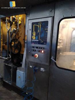 Llenadora con montaje en caja Tetra Pak TBA 8