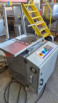 Templadora de chocolate de acero inoxidable con mesa vibratoria, 100 kg/h, Hebleimar