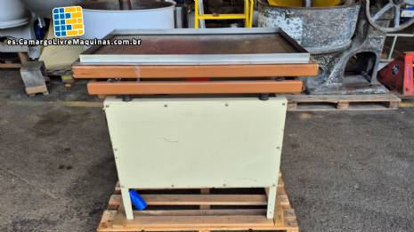 Mesa vibratoria para moldes de chocolate Versi�n 2.0