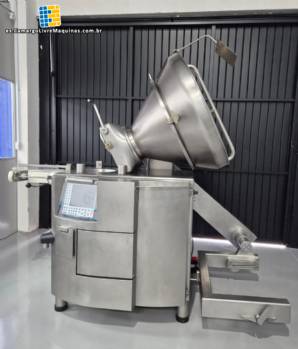 Embutidora al vac�o Handtmann con sistema de torsi�n y elevador basculante, hasta 6.000 kg por hora.