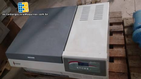 Centrifugadora de laboratorio refrigerada Fanem Centrifugadora de laboratorio refrigerada Fanem