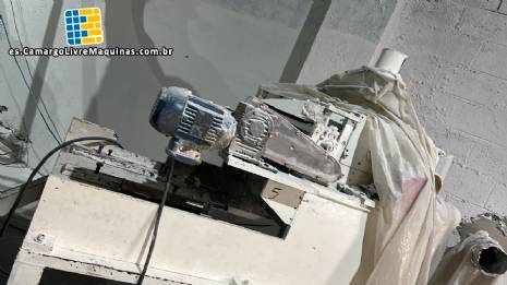 Máquina para fabricar faldas geriátricas 80 unidades/min Máquina para fabricar faldas geriátricas 80 unidades/min