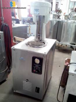 Productor de helados vertical Carpigiani Productor de helados vertical Carpigiani