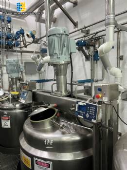 Tanque mezclador encamisado 2000 litros acero inoxidable 316 mezclador turbo 30 hp Scott Turbon Mixer Tanque mezclador encamisado 2000 litros acero inoxidable 316 mezclador turbo 30 hp Scott Turbon Mixer